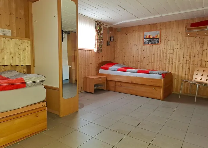 Gaestezimmer Monika Fuer Radtouristen, Geschaeftsreisende Und Monteure Mit Eigenem Bad Im Souterrain Appartamento *