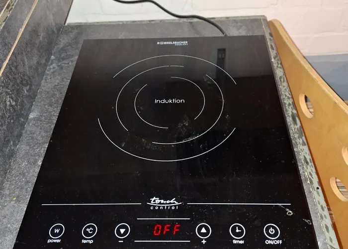 Gästezimmer Monika Für Radtouristen, Geschäftsreisende Und Monteure Mit Eigenem Bad Im Souterrain Apartamento *